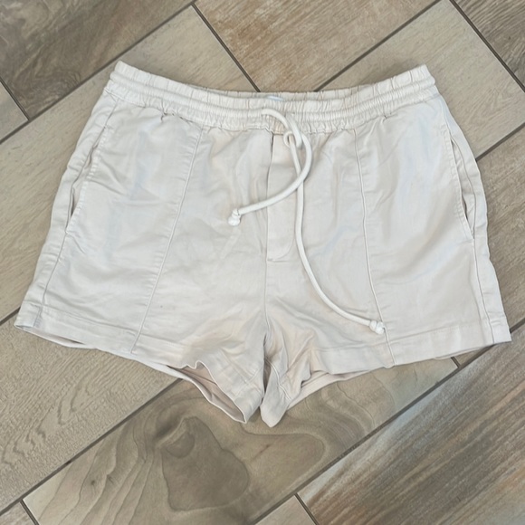 pistola Pants - Pistola Cream Shorts